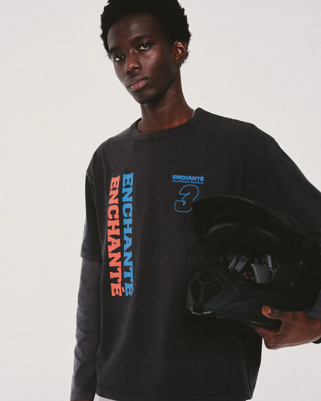 Enchanté Number Plate Tee - Image 2